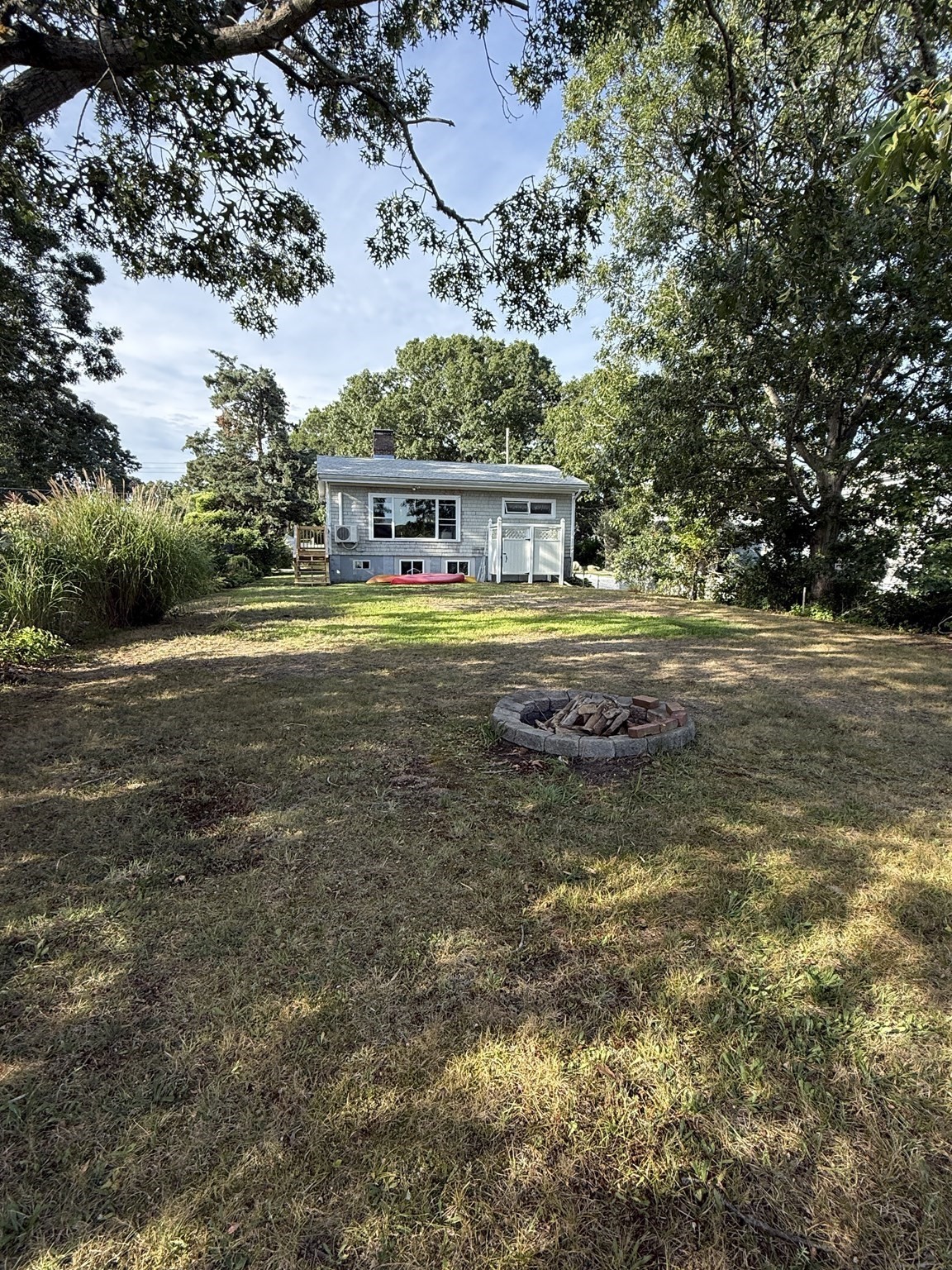 26 Massasoit Ave Property Photo 4