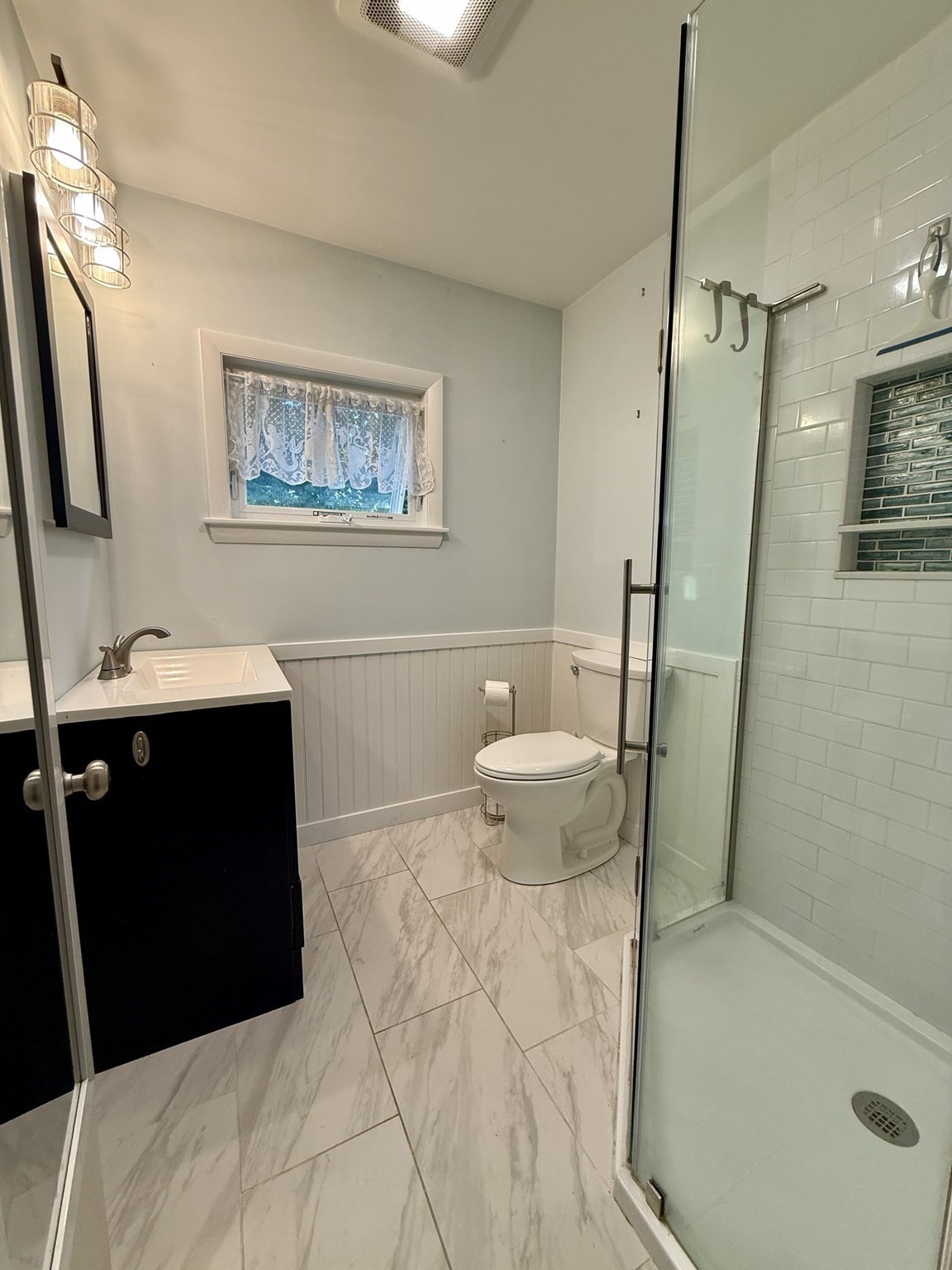 26 Massasoit Ave Property Photo 13