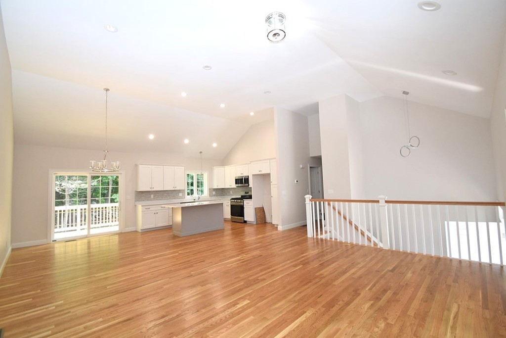 2 Clarendon Circle Lot 7 Property Photo 3