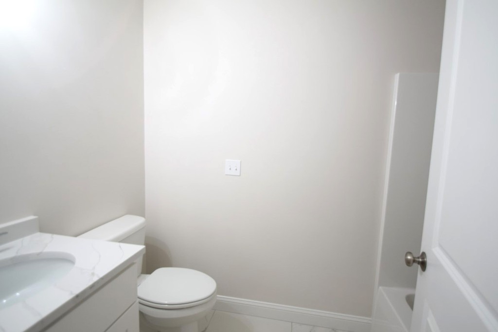 2 Clarendon Circle Lot 7 Property Photo 10