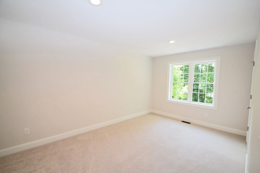 2 Clarendon Circle Lot 7 Property Photo 12