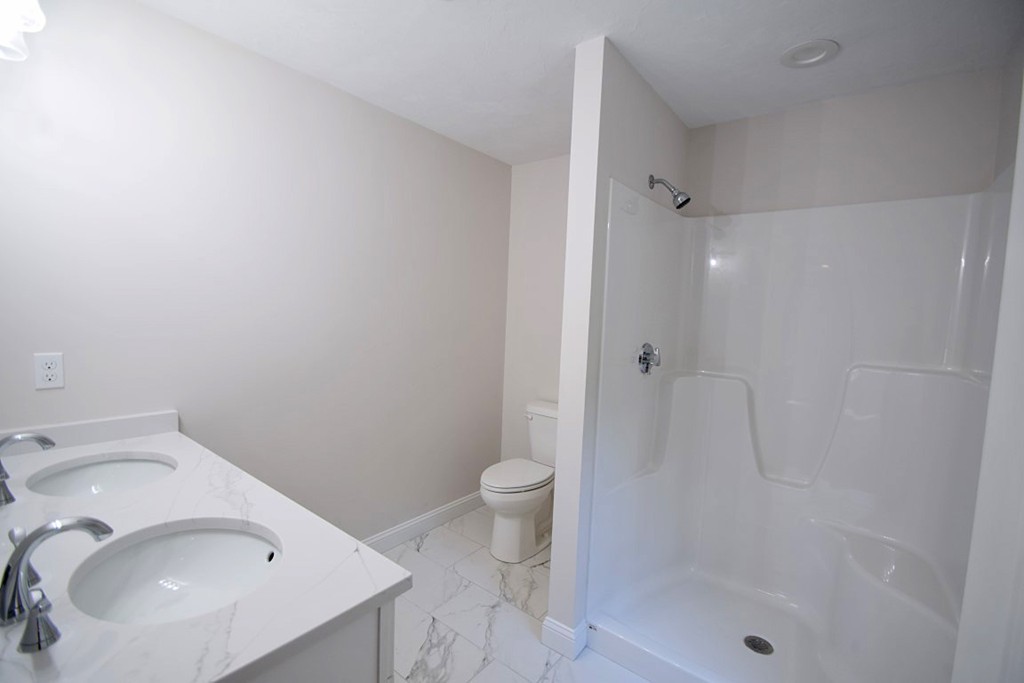 2 Clarendon Circle Lot 7 Property Photo 17