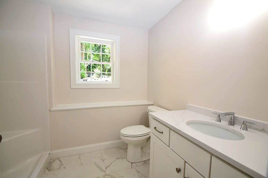 2 Clarendon Circle Lot 7 Property Photo 19