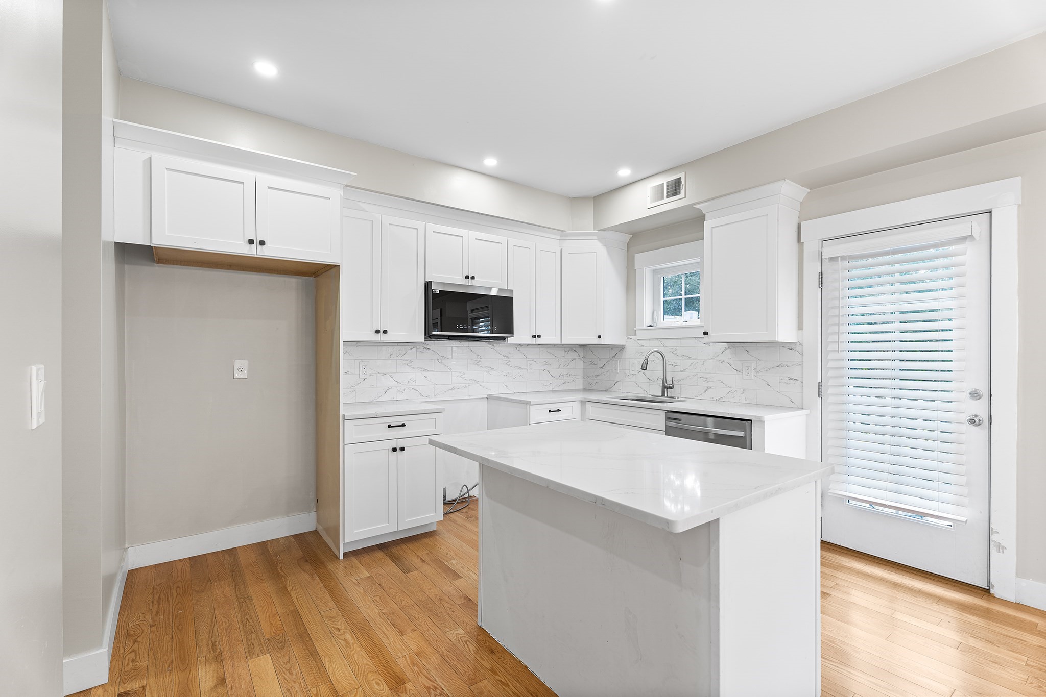 30 Valmor St Property Photo 7