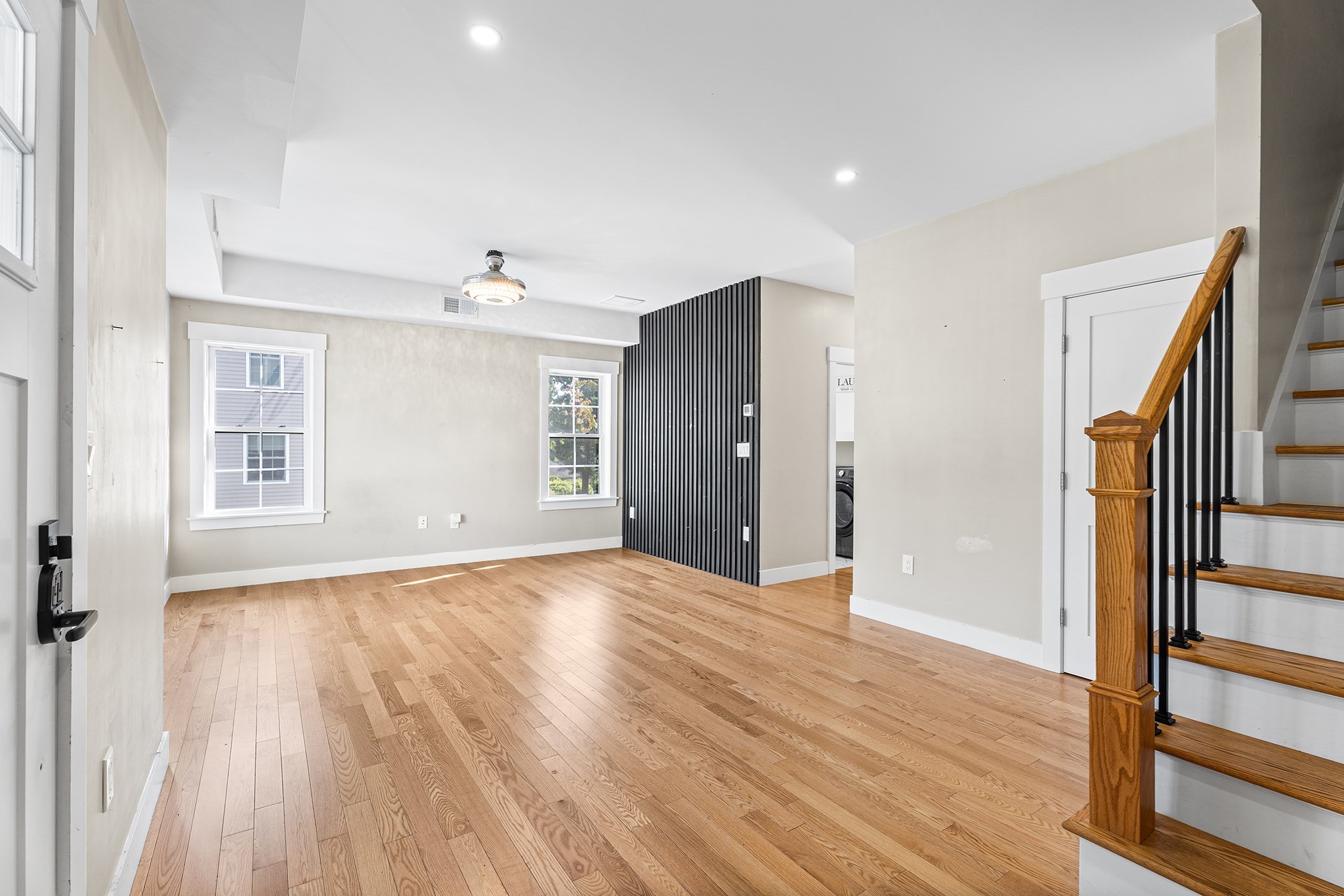 32 Valmor St Property Photo 3