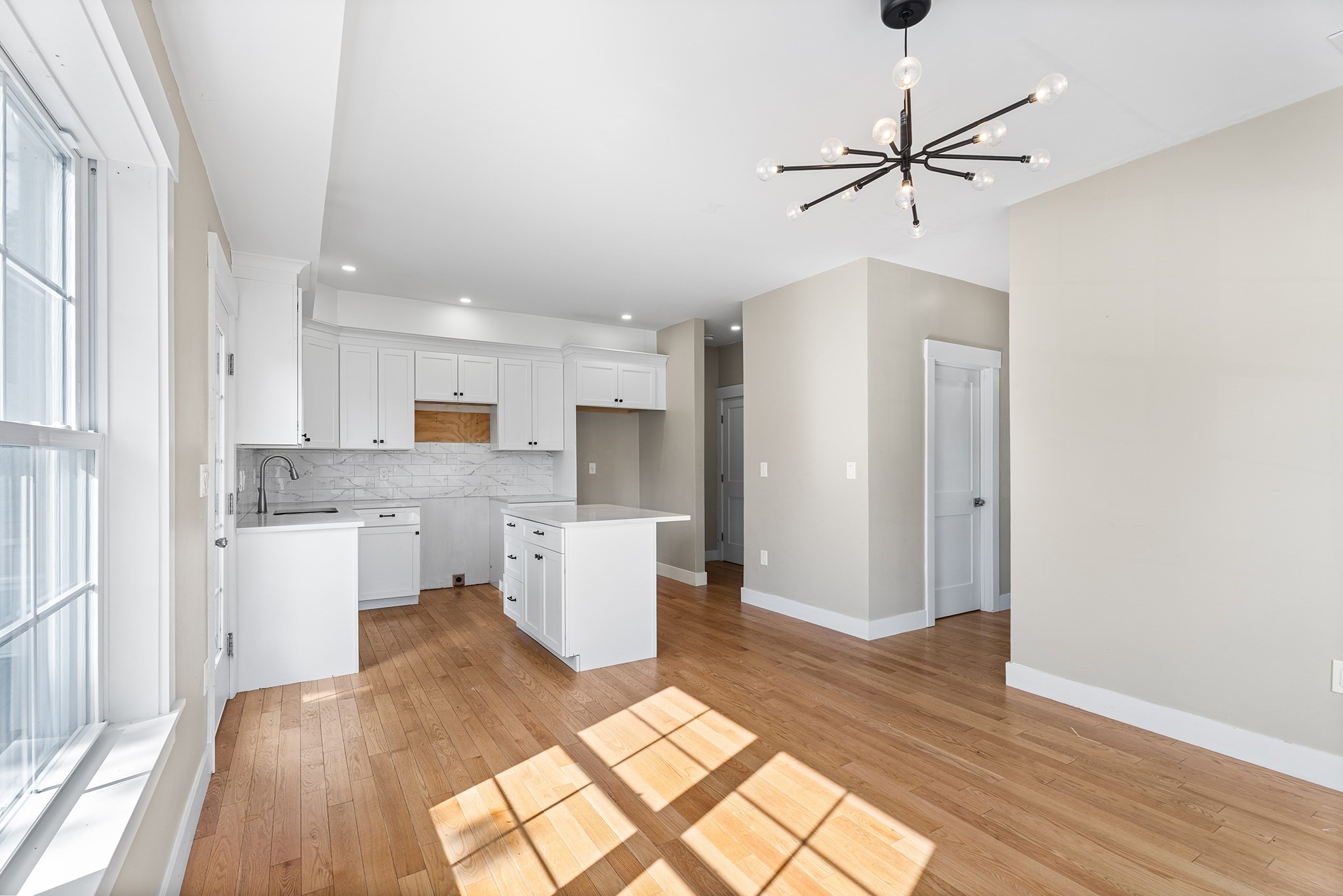 32 Valmor St Property Photo 9