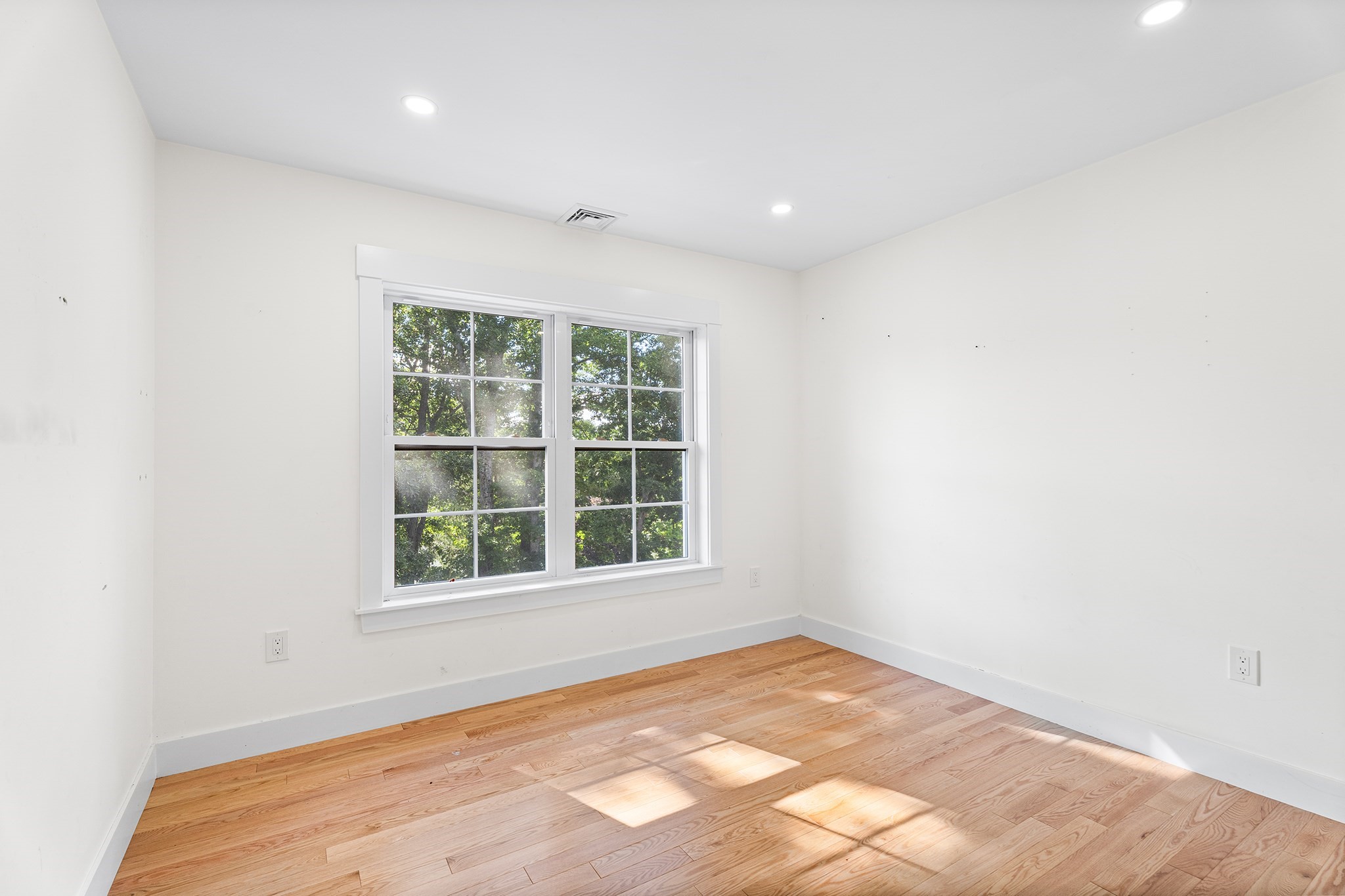 32 Valmor St Property Photo 16