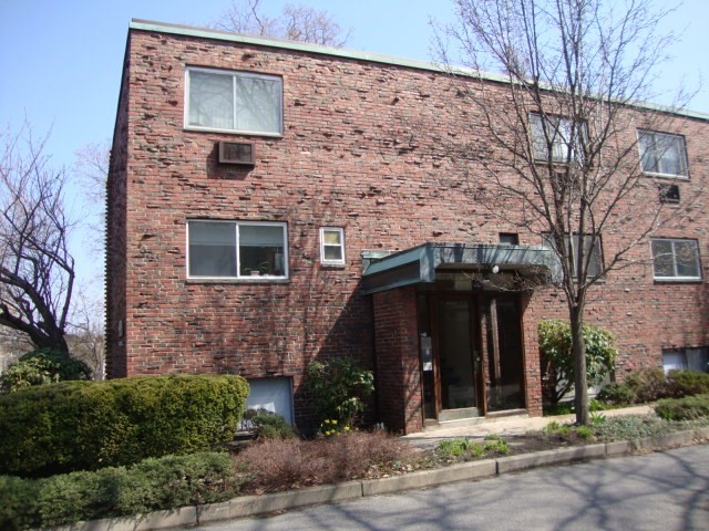53 St Paul # 3 Property Photo 1