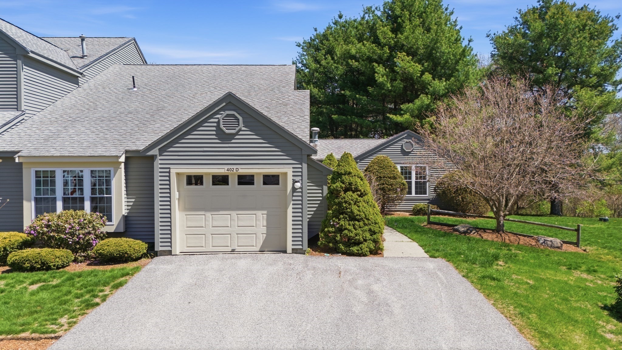 402 Ridgefield Cir # D Property Photo 2