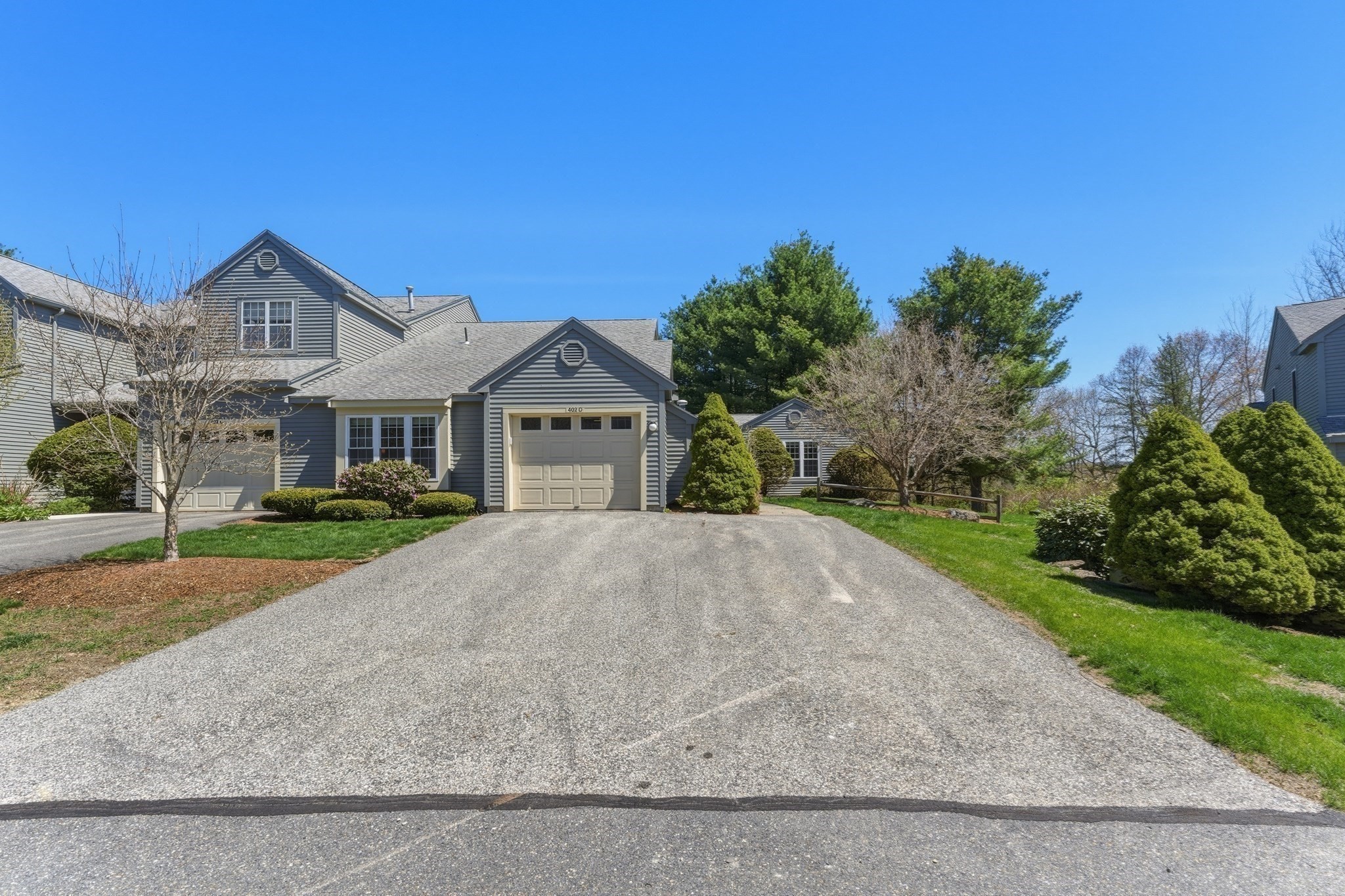402 Ridgefield Cir # D Property Photo 3
