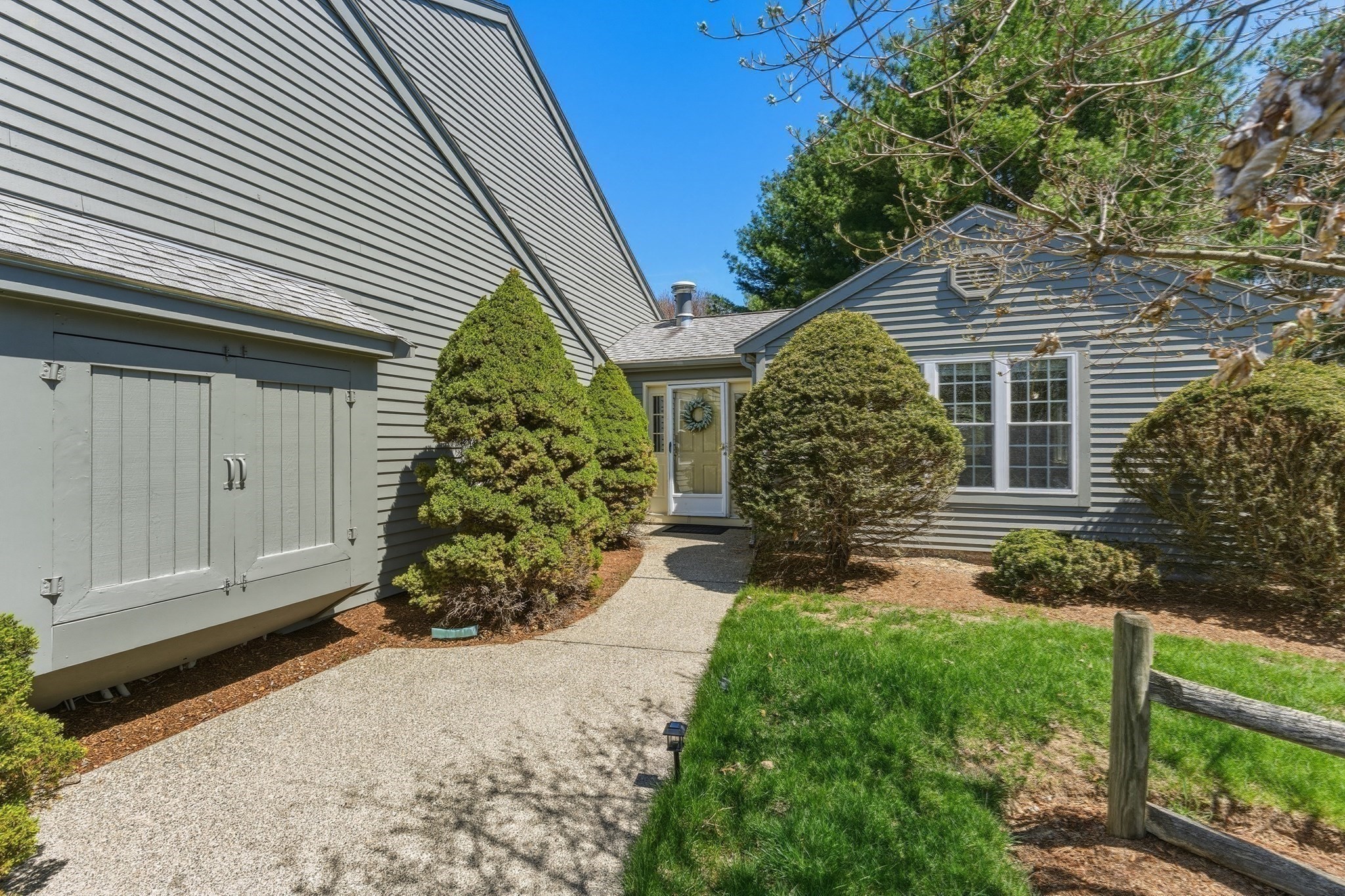 402 Ridgefield Cir # D Property Photo 6
