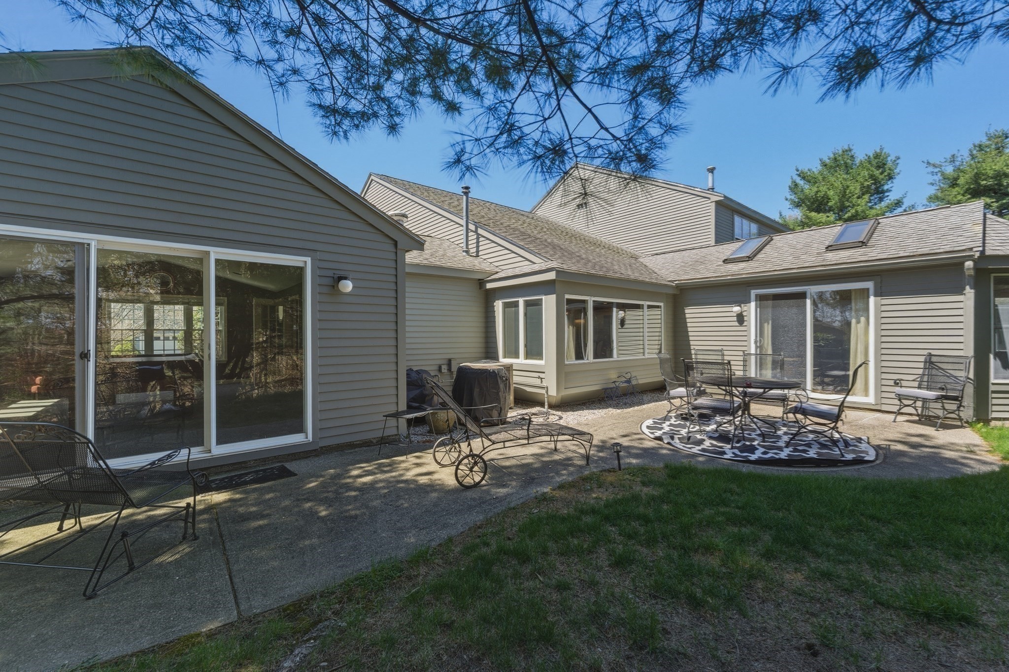 402 Ridgefield Cir # D Property Photo 31