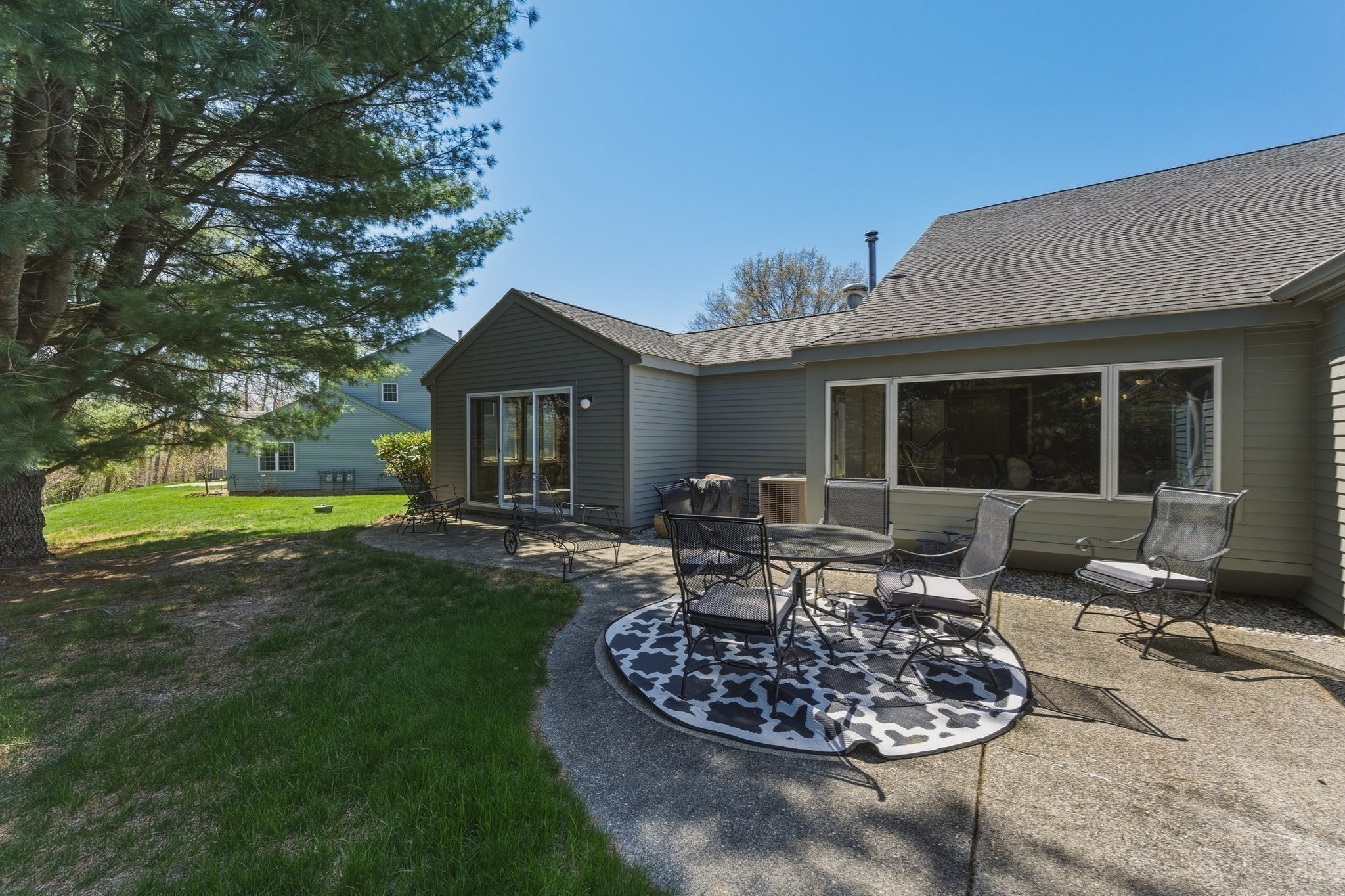 402 Ridgefield Cir # D Property Photo 32