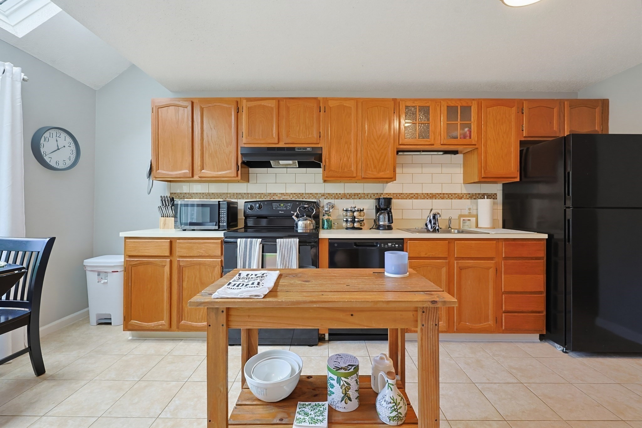 822 Maple Brook Rd # 822 Property Photo 5