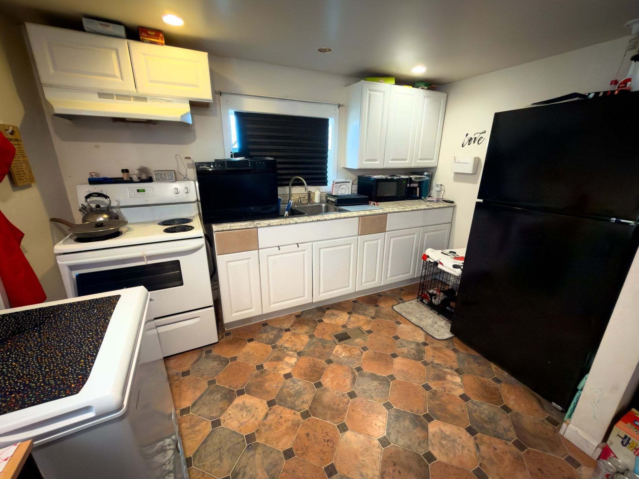 3030 Cranberry Highway # 2 Property Photo 3