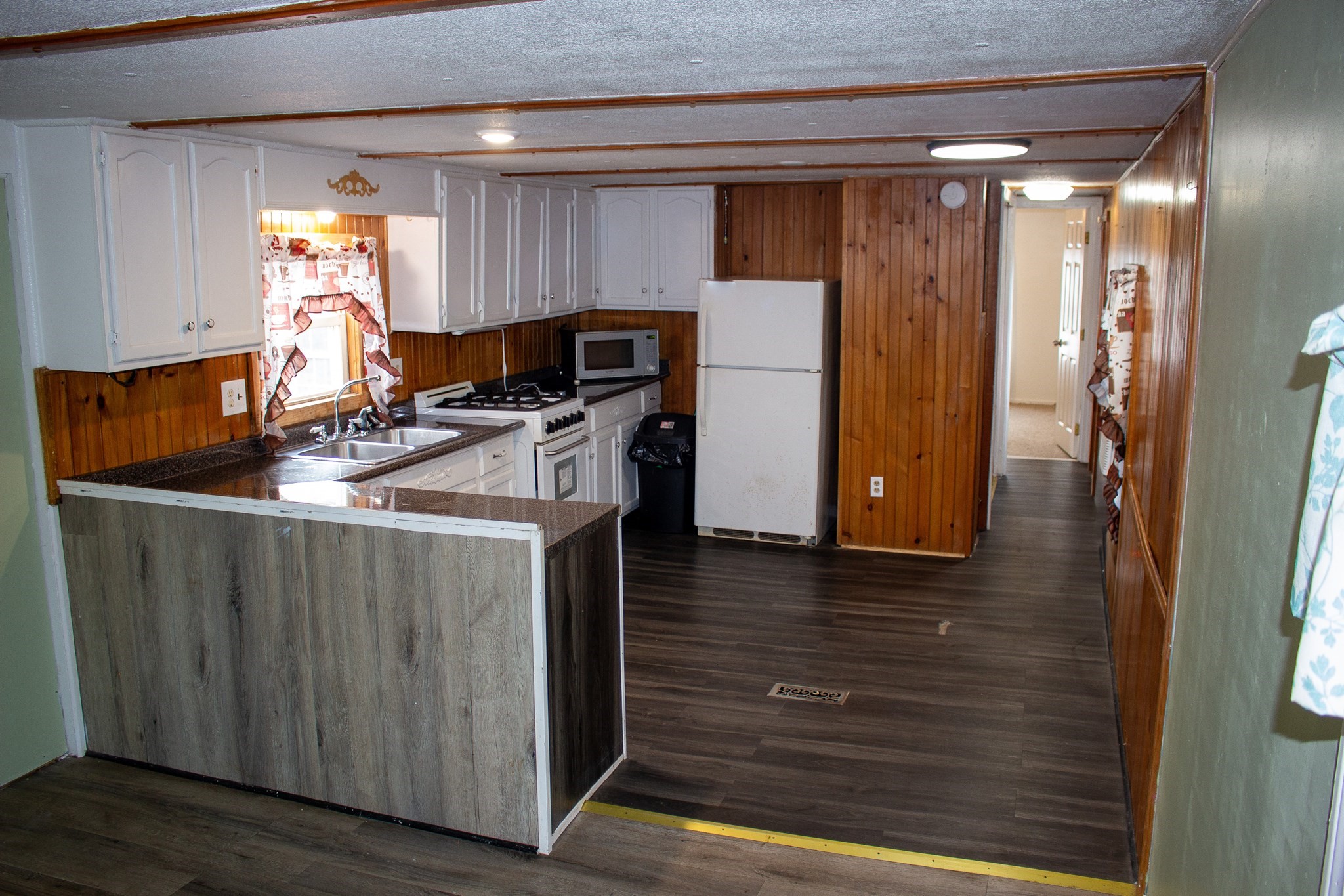 3030 Cranberry Highway # 3 Property Photo 4