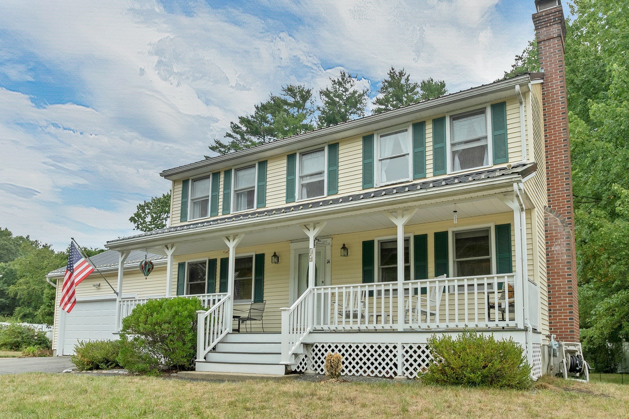14 Burnside Ln Property Photo 1