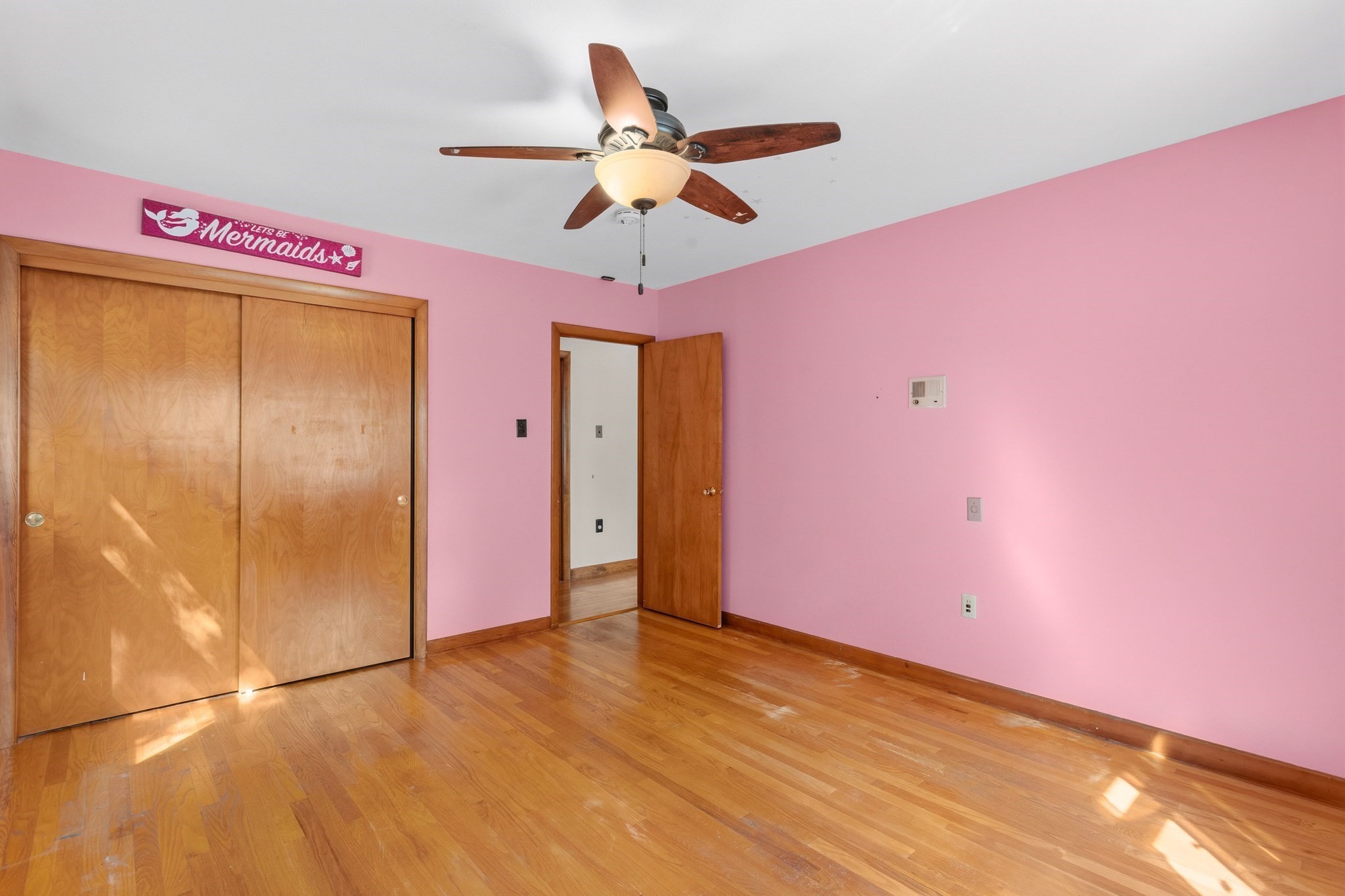 129 Pleasant Valley St Property Photo 20
