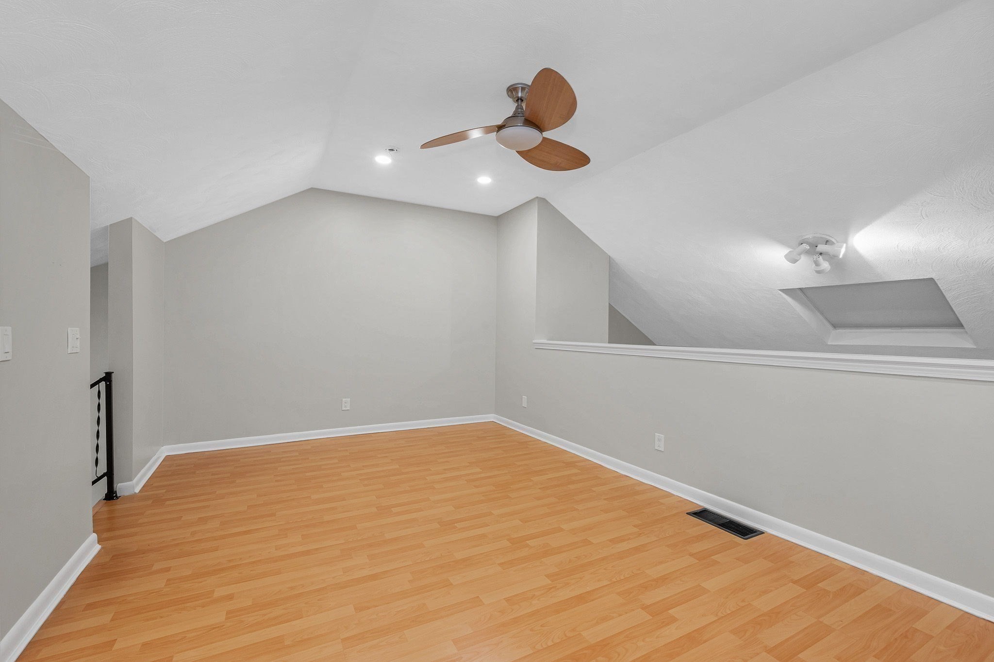 1541 Middlesex St # 28 Property Photo 37