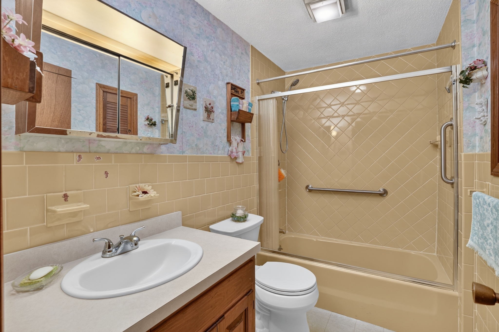 1025 Cherokee St Property Photo 21