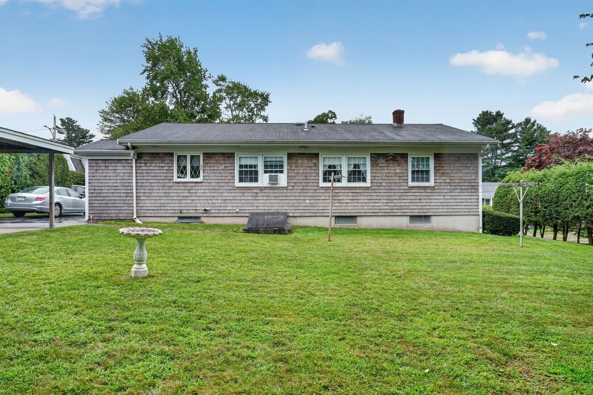 1025 Cherokee St Property Photo 32