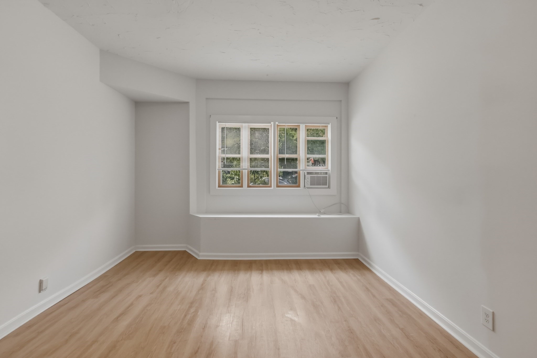 150 South Street # 1a Property Photo 10