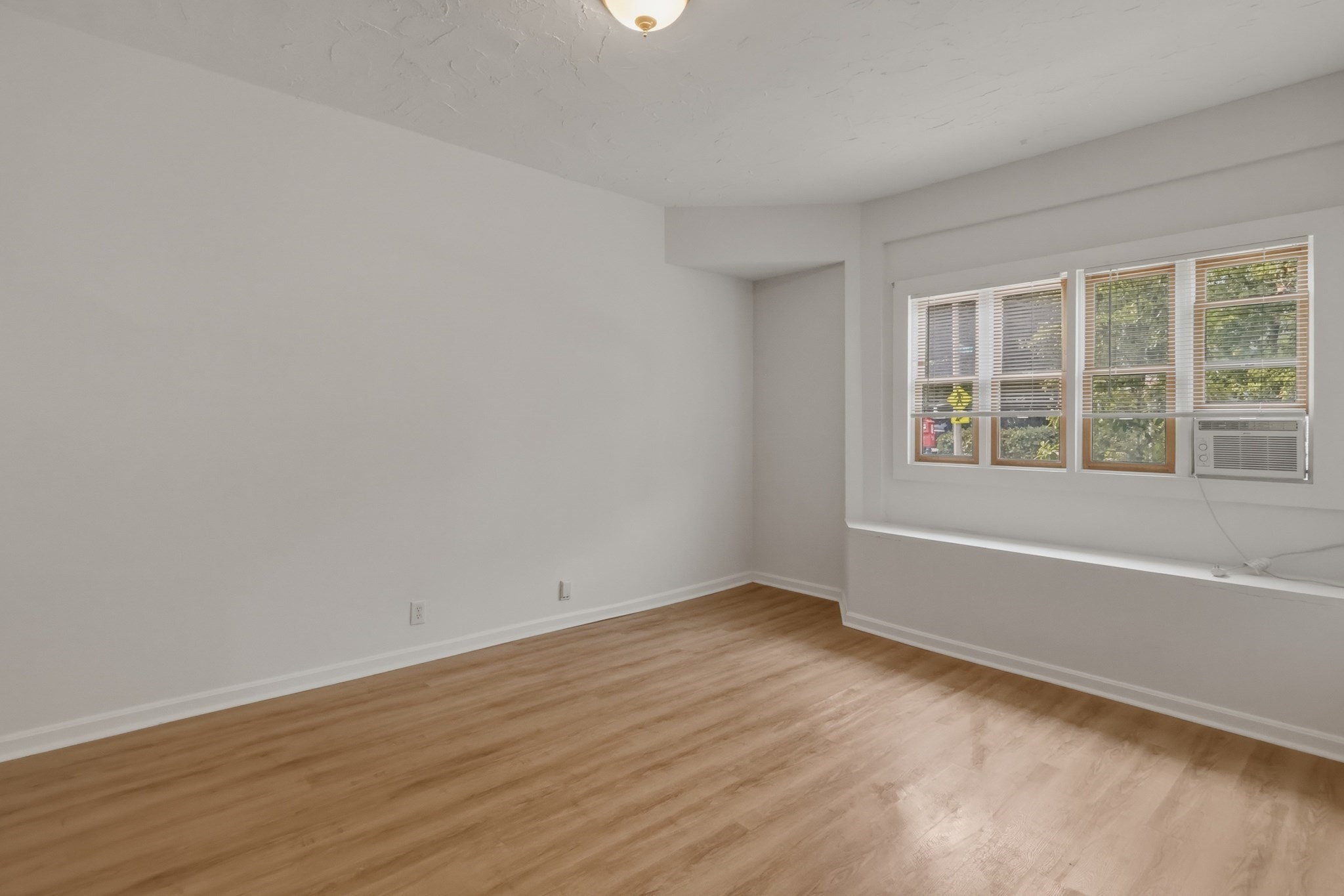 150 South Street # 1a Property Photo 11