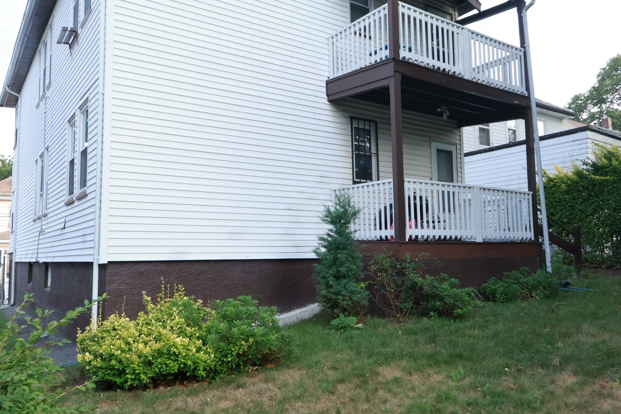 31-33 Stow Road Property Photo 2