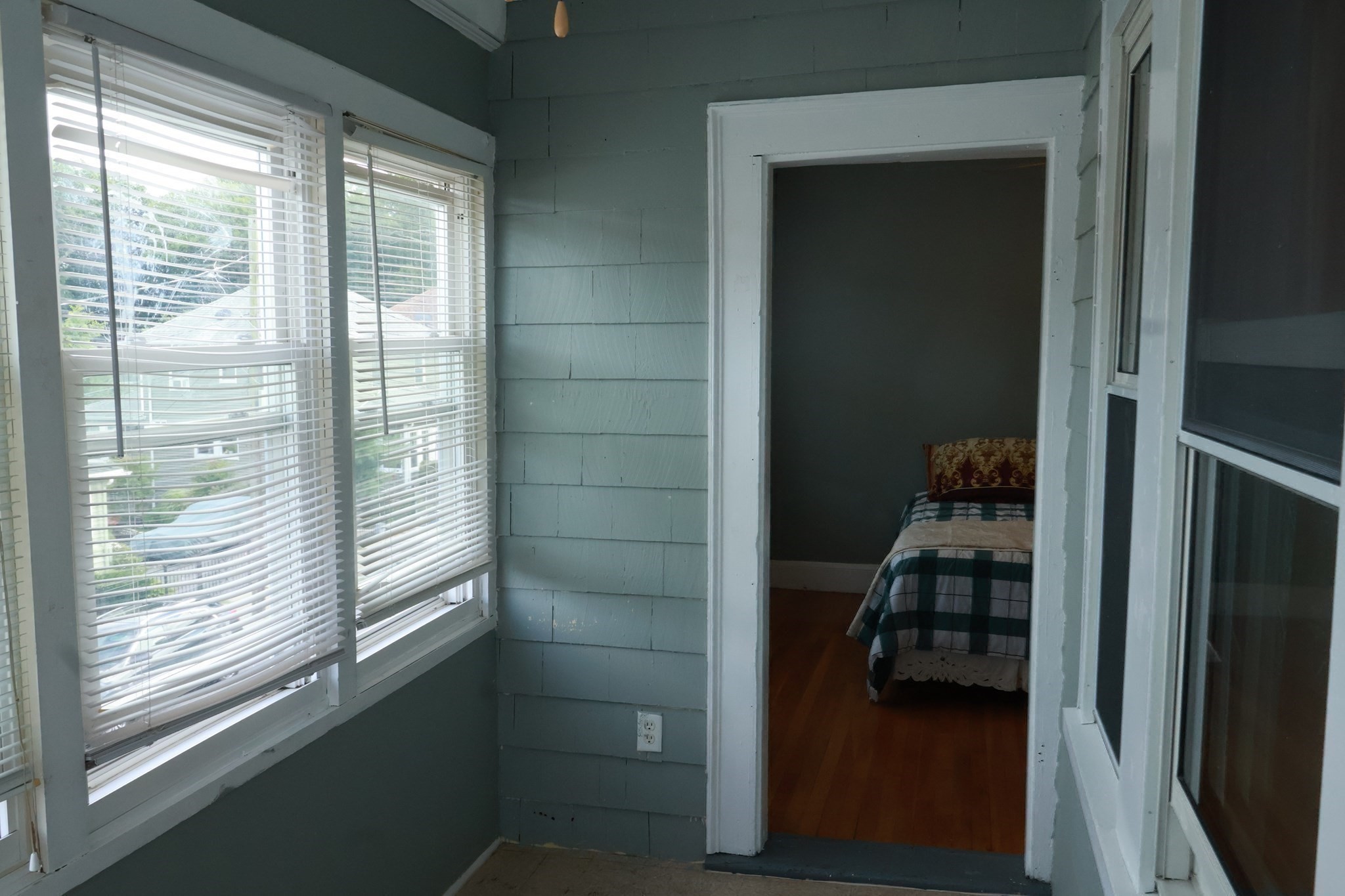 31-33 Stow Road Property Photo 15