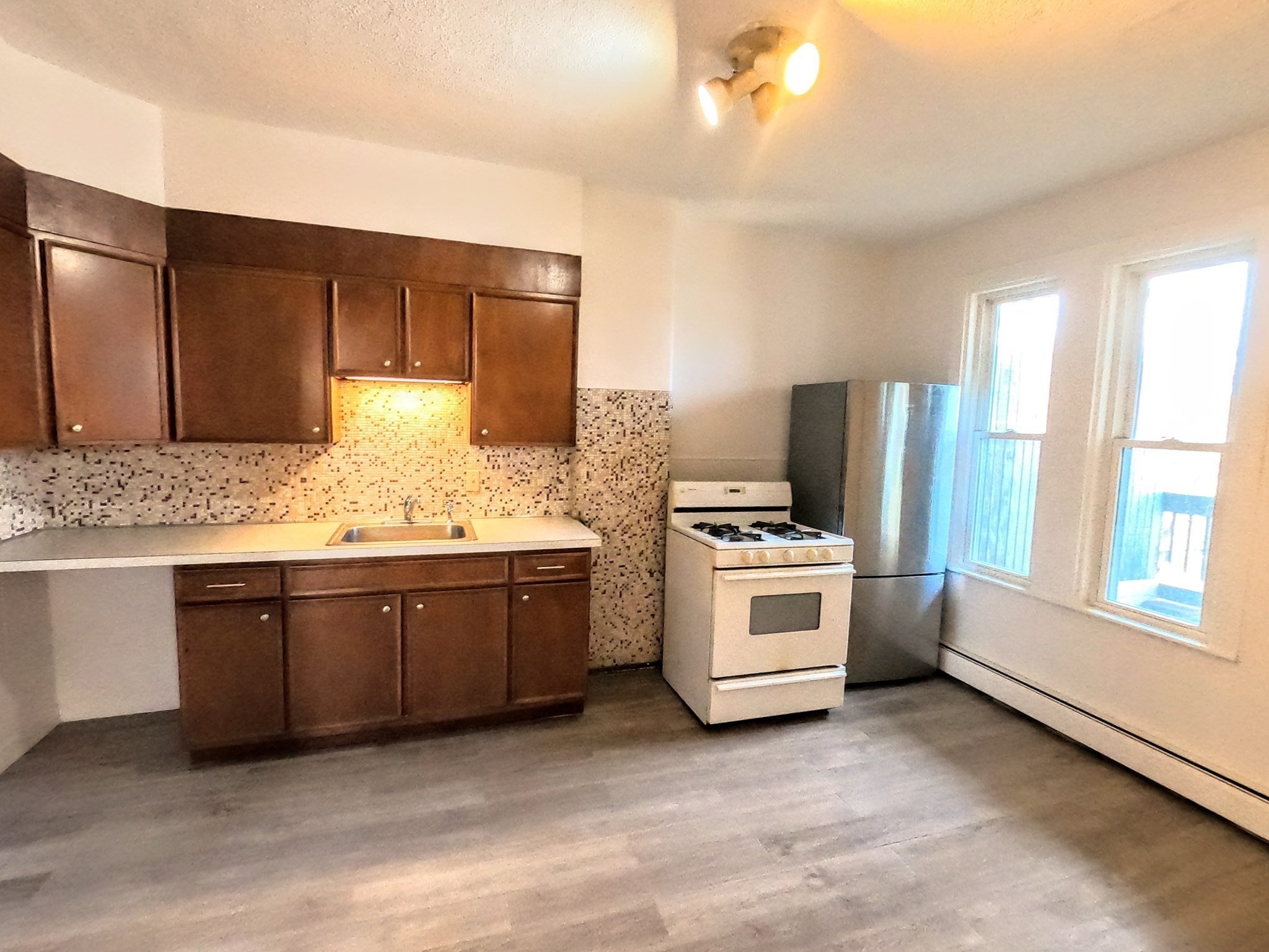 90 Wenham St. # 2 Property Photo 4