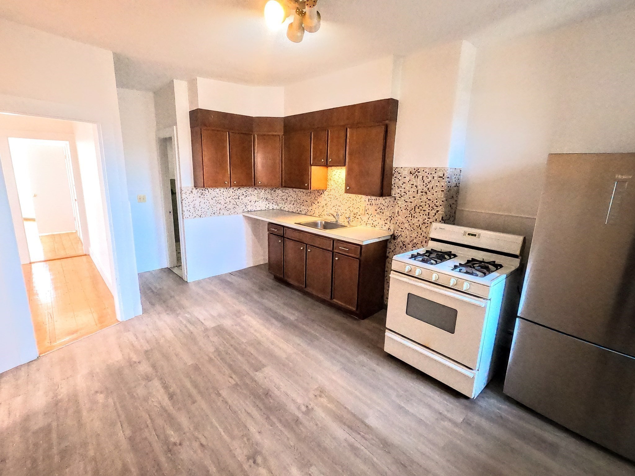 90 Wenham St. # 2 Property Photo 9