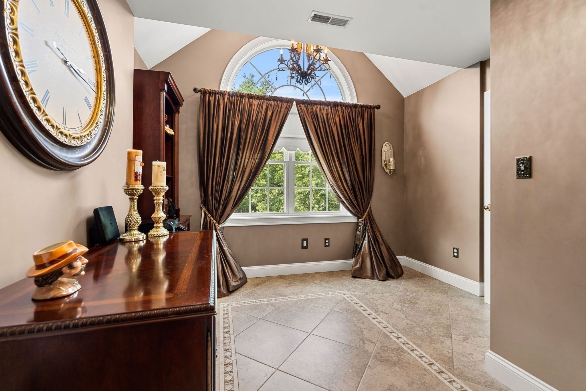 5 Patrick Way Property Photo 33