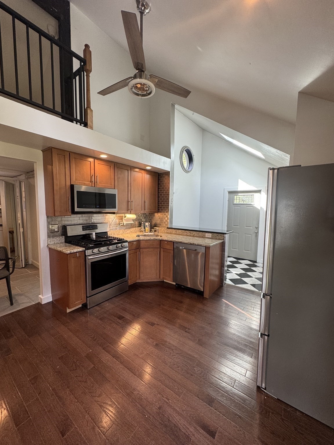 8 Calvin St Property Photo 7