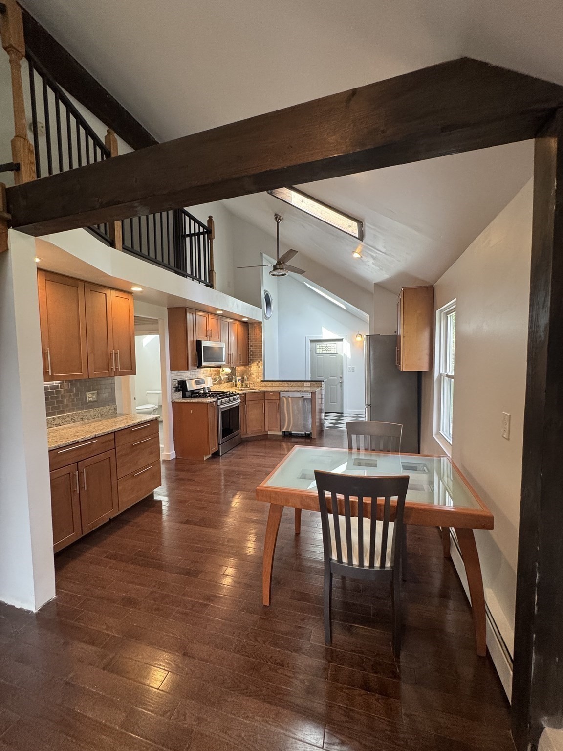 8 Calvin St Property Photo 10