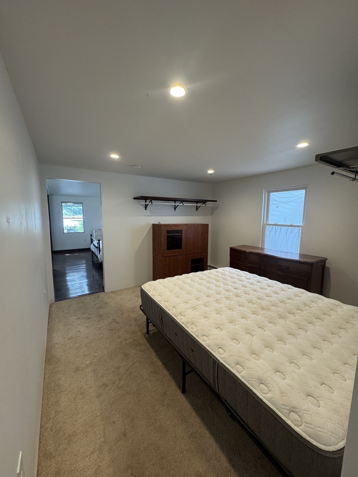 8 Calvin St Property Photo 20