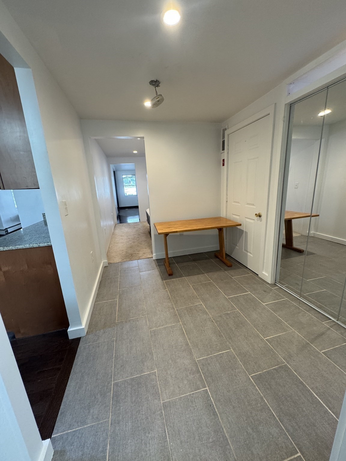 8 Calvin St Property Photo 21