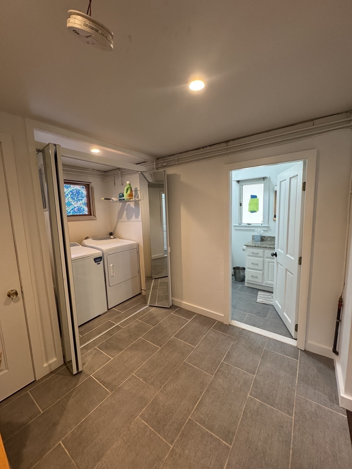 8 Calvin St Property Photo 23