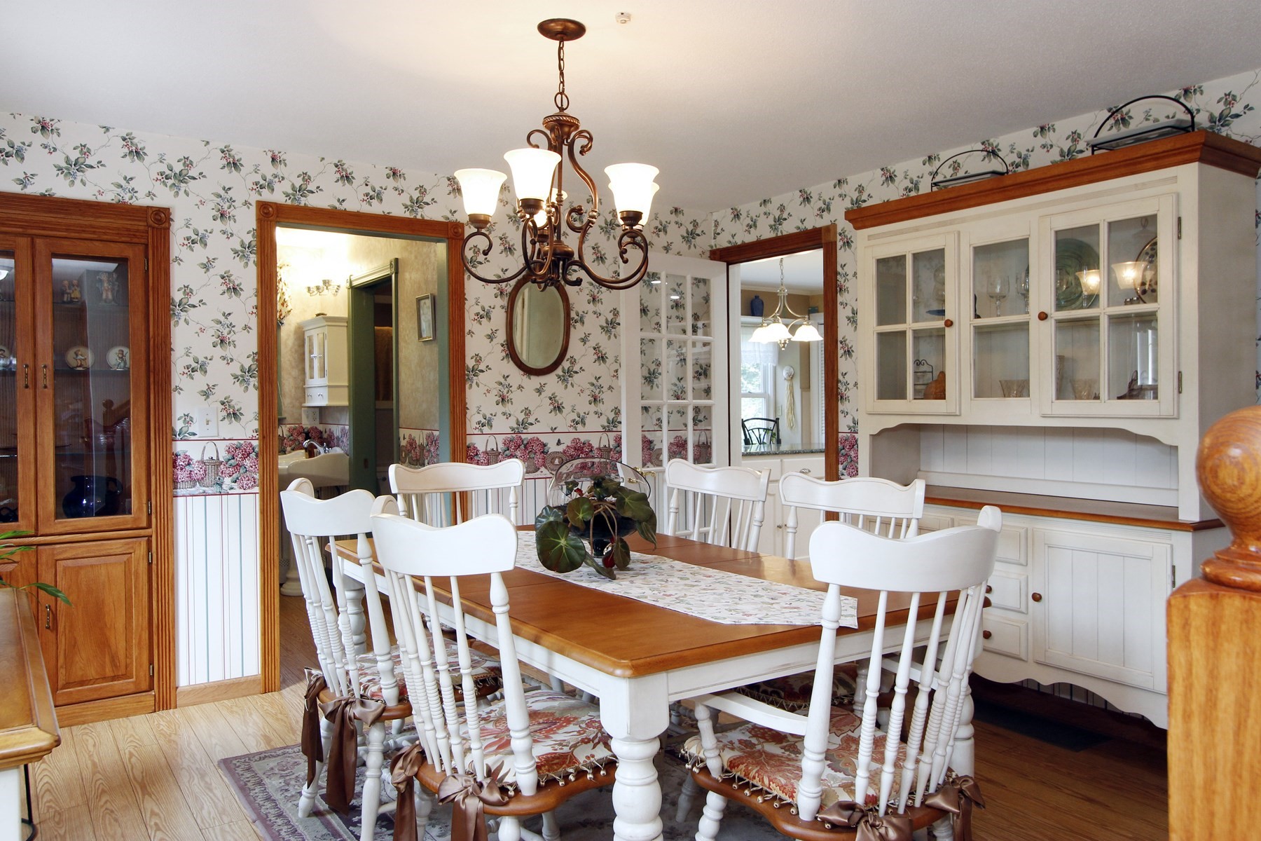 3 Midway Property Photo 15