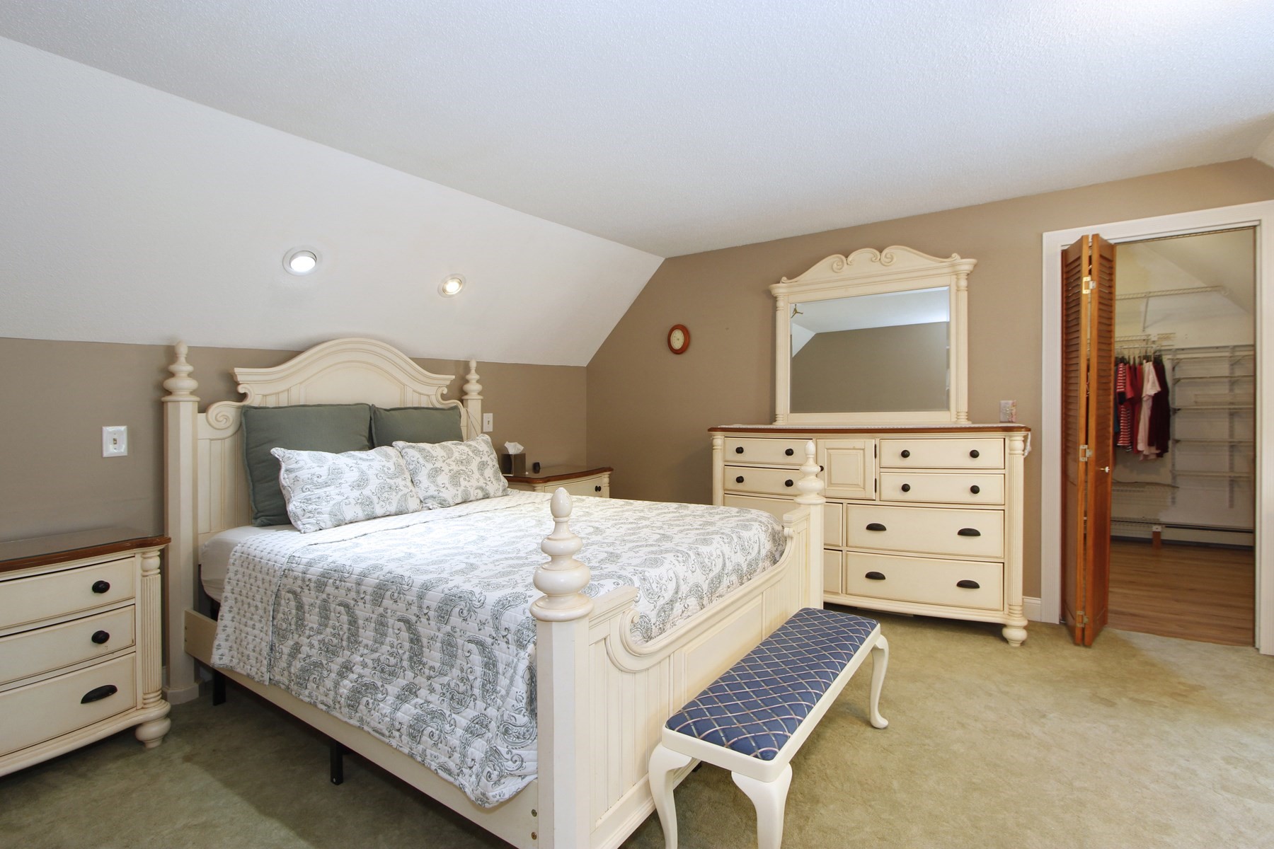 3 Midway Property Photo 23