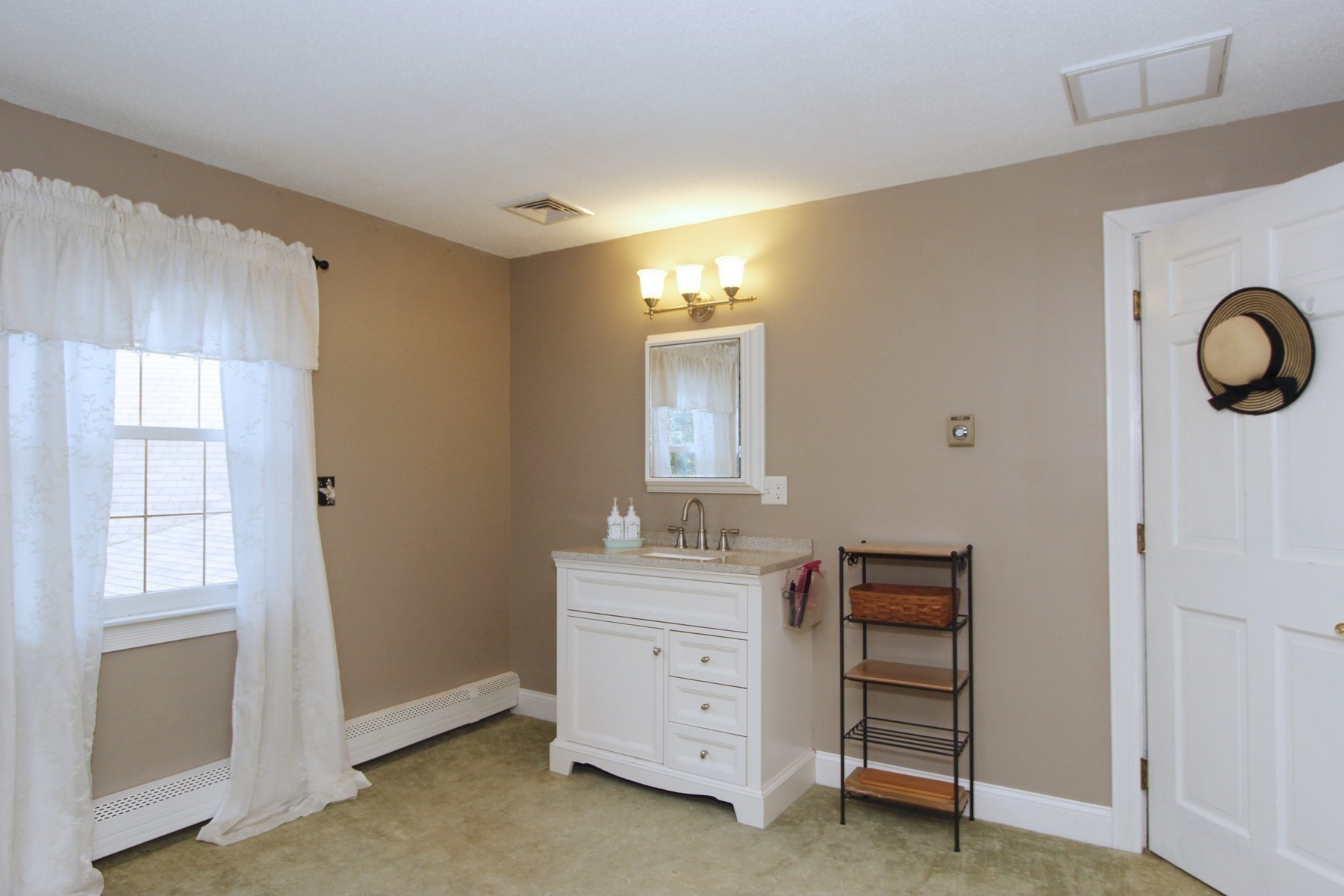 3 Midway Property Photo 26