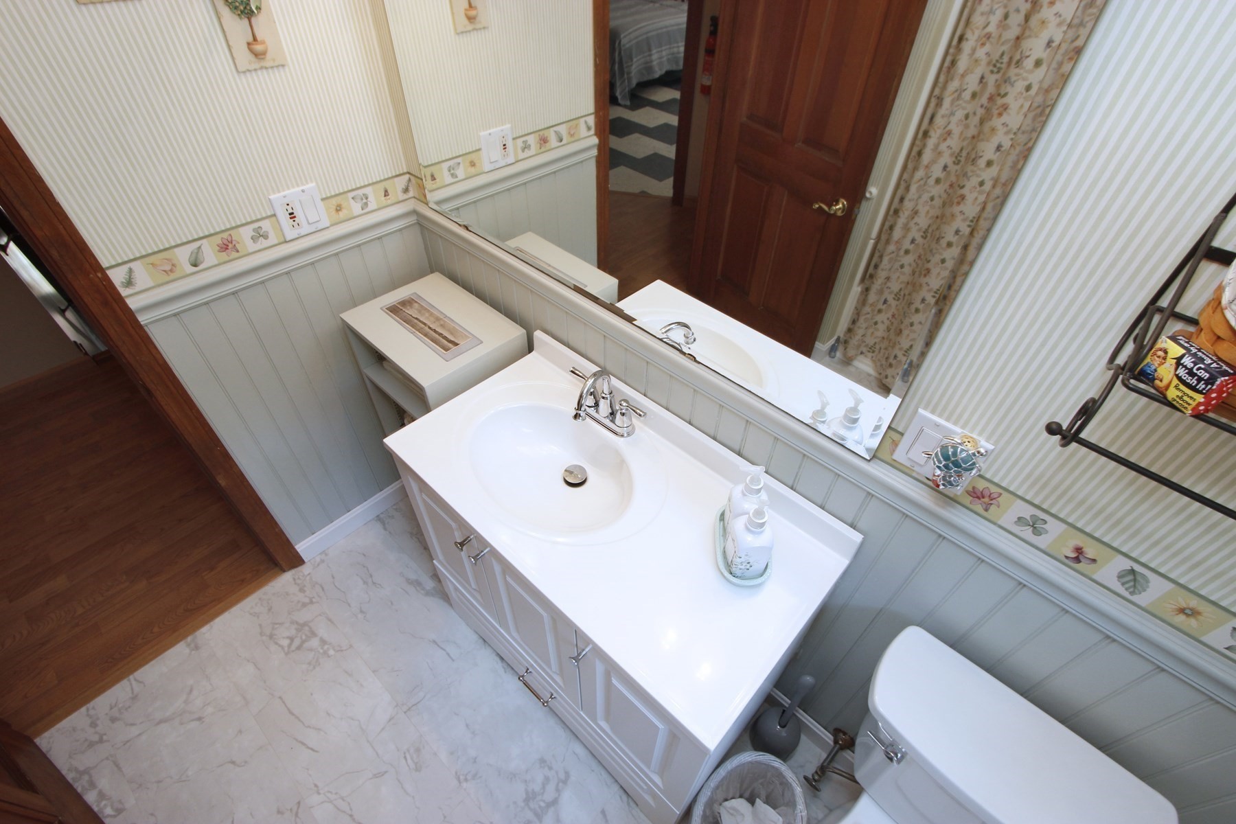 3 Midway Property Photo 29