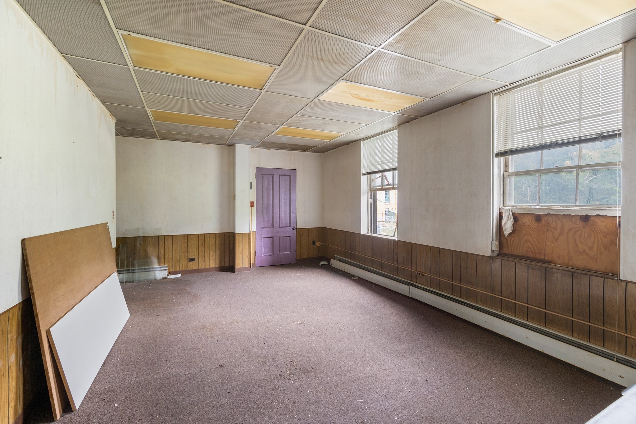 35 Lower Grape St Property Photo 10