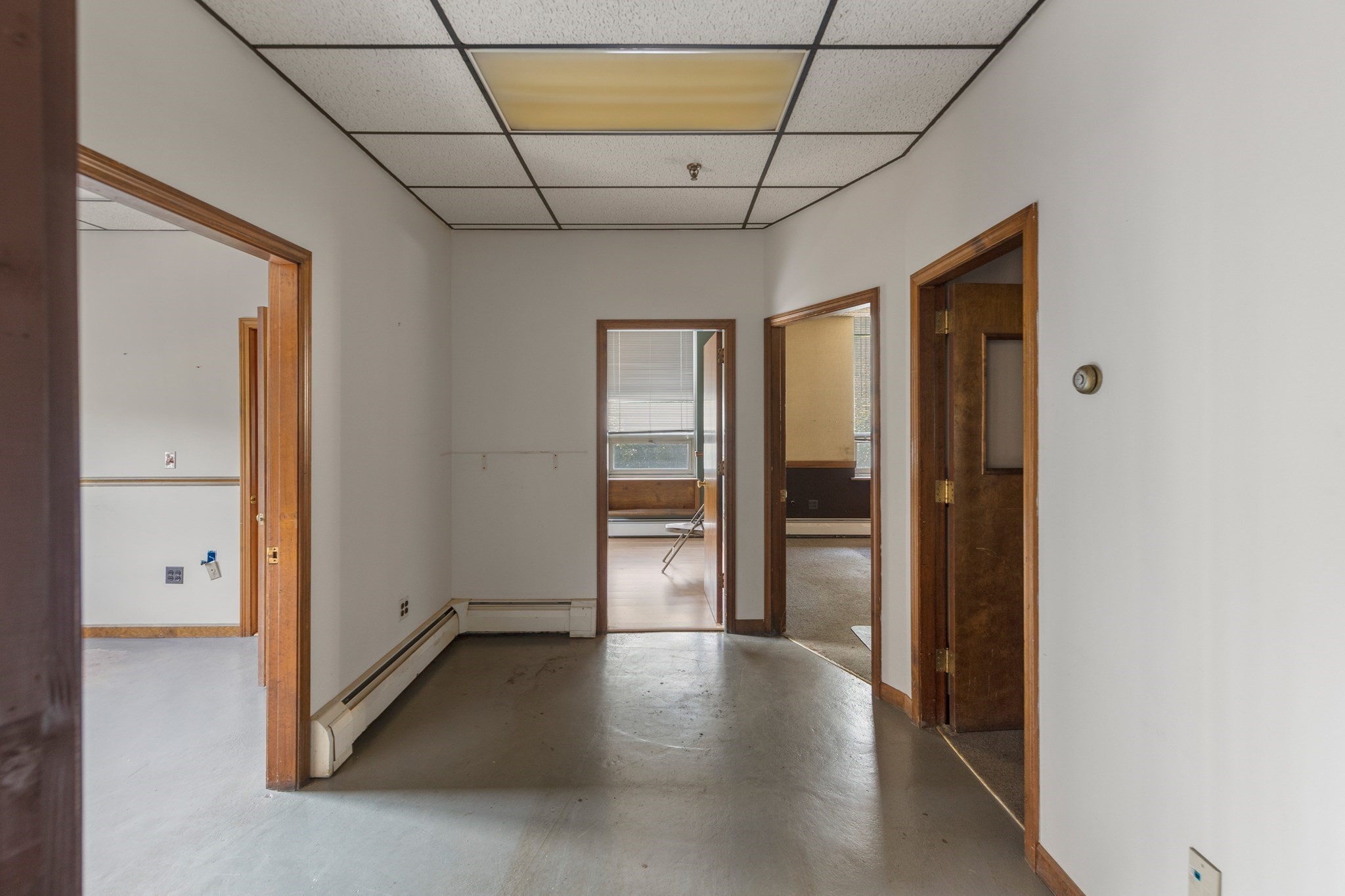 35 Lower Grape St Property Photo 17