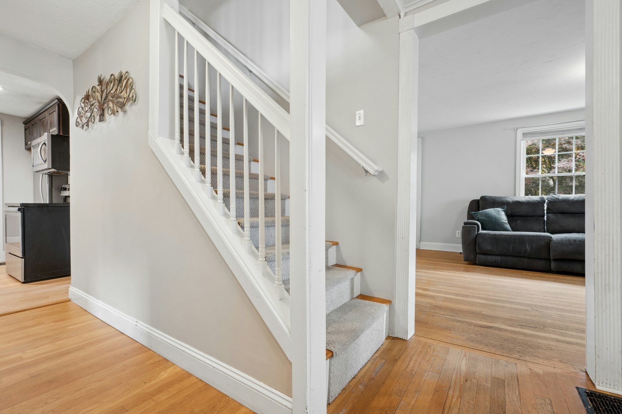 26 Millbury Ave Property Photo 20