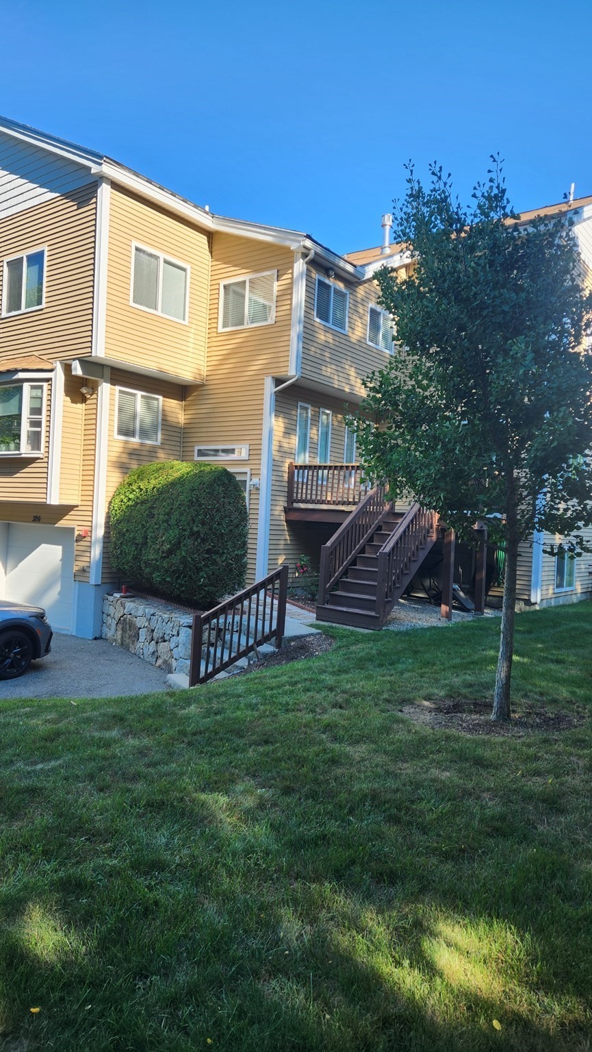 326 America Blvd # 326 Property Photo 2