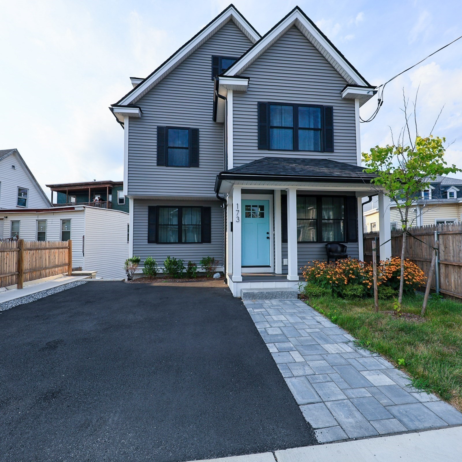 173 Westford St Property Photo 1