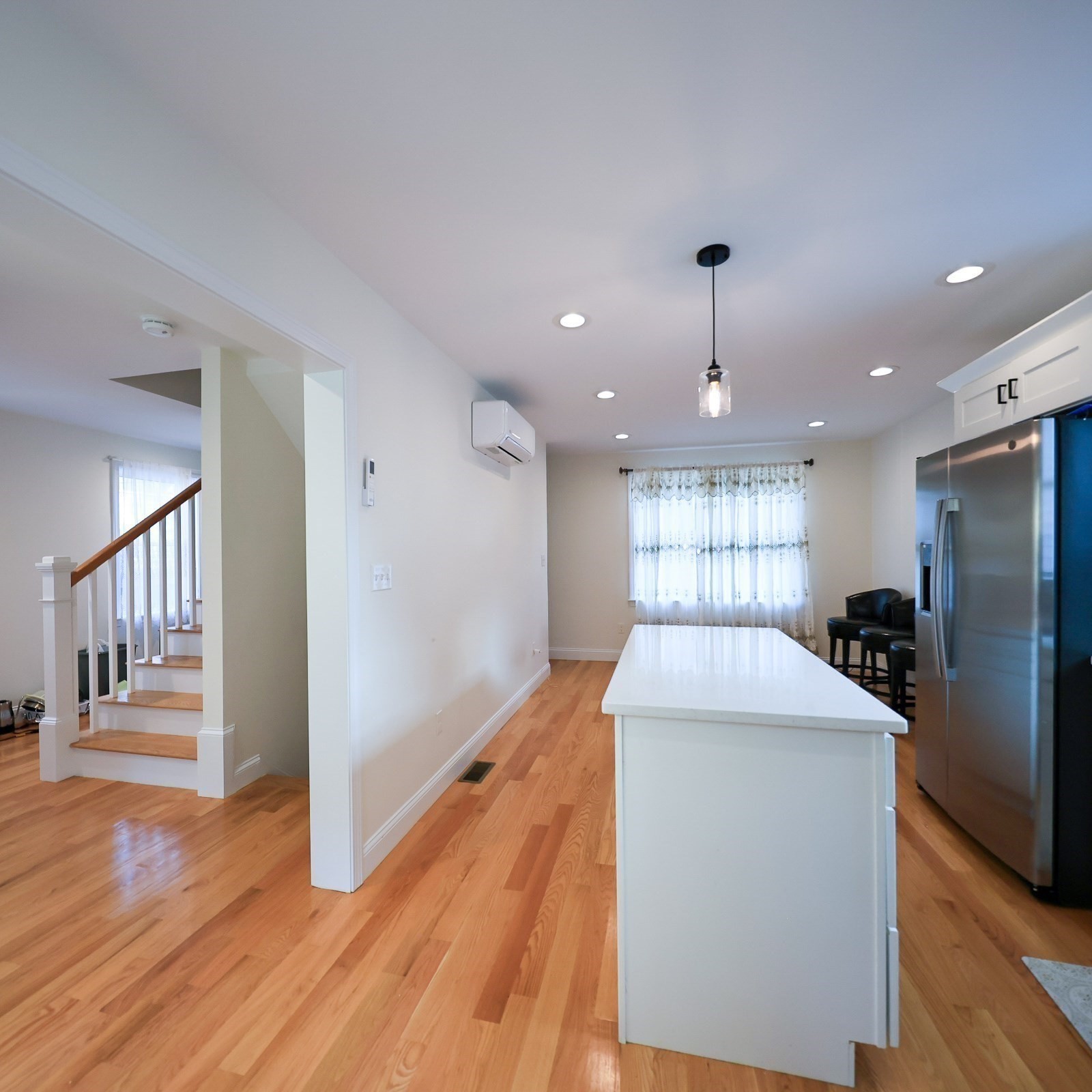 173 Westford St Property Photo 9