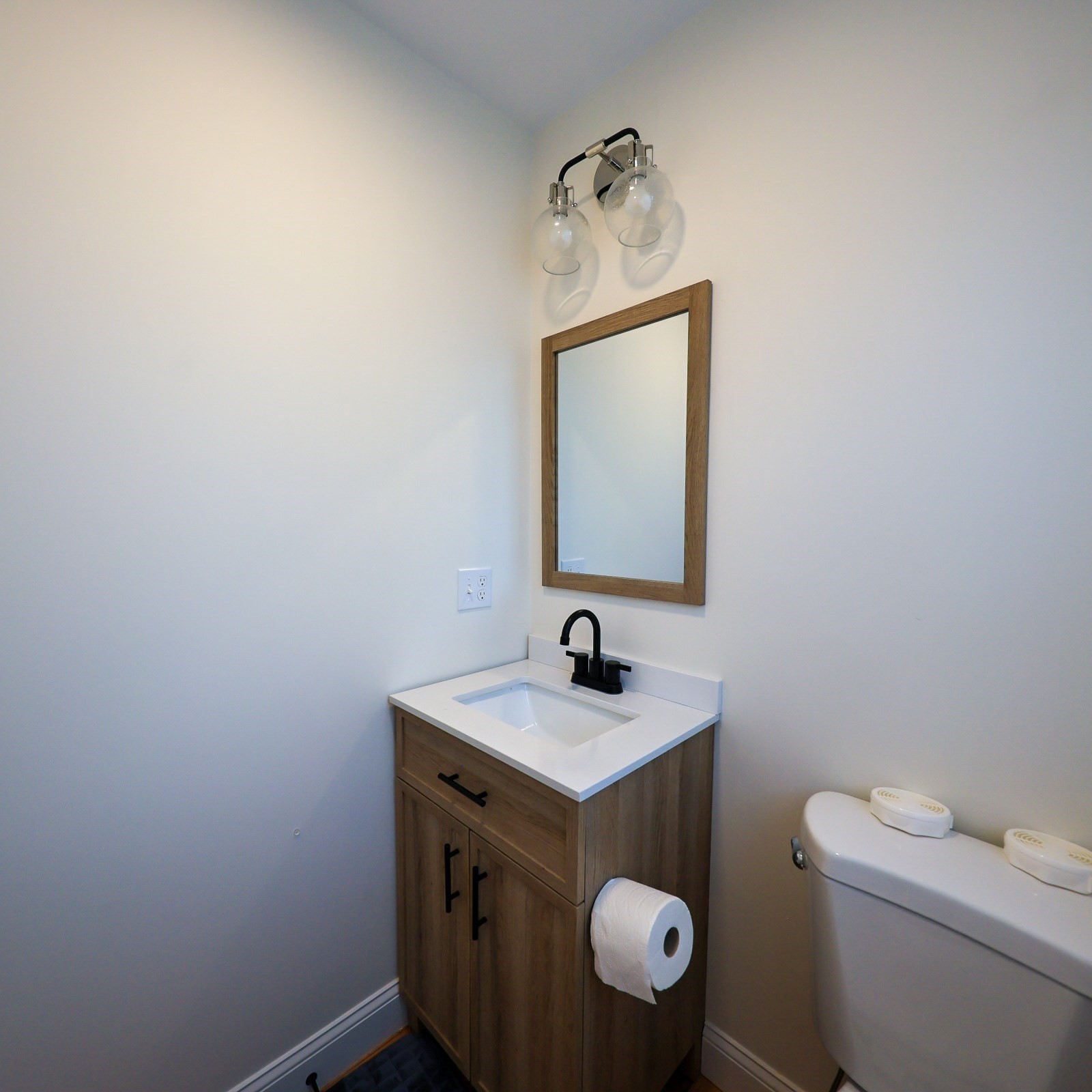 173 Westford St Property Photo 19