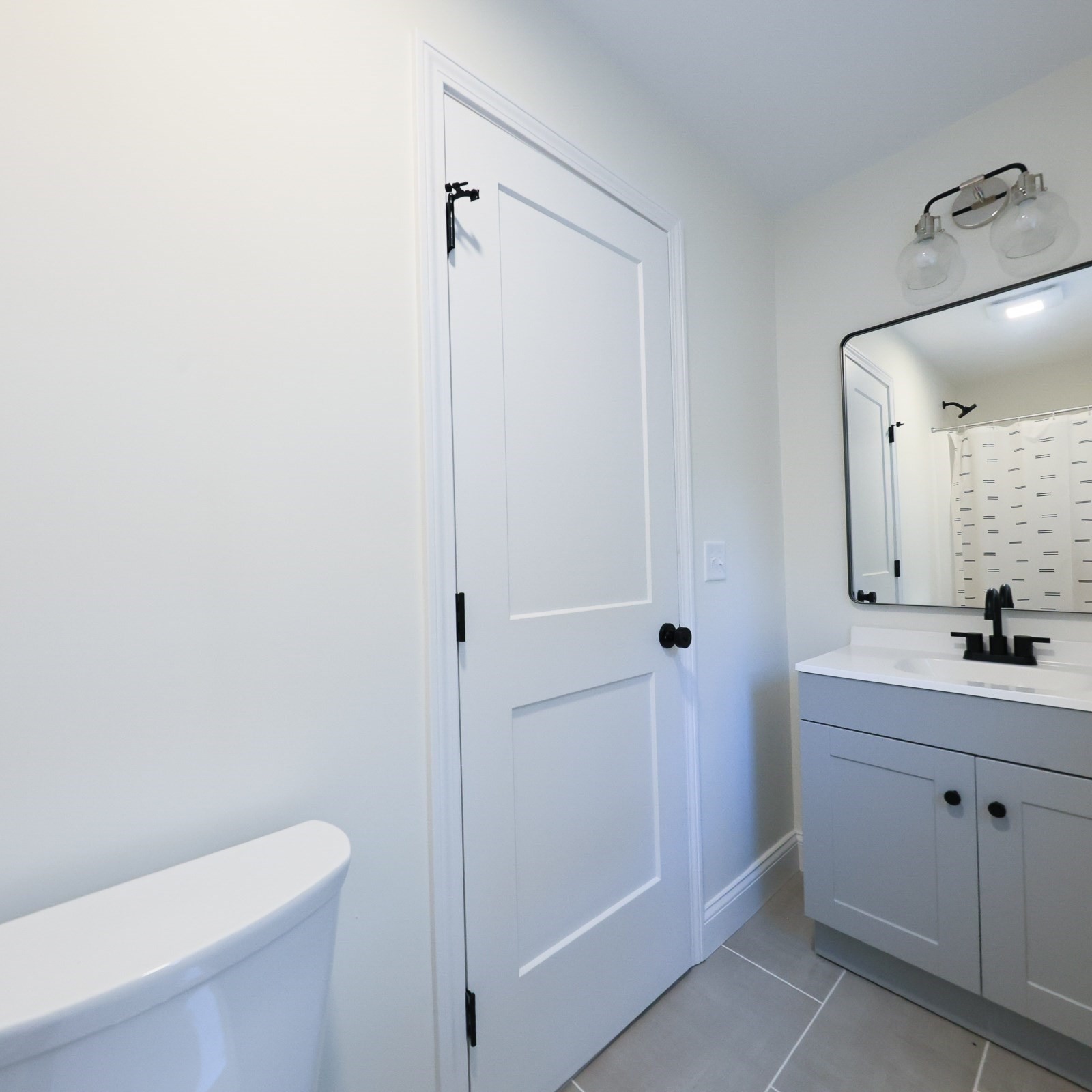 173 Westford St Property Photo 35