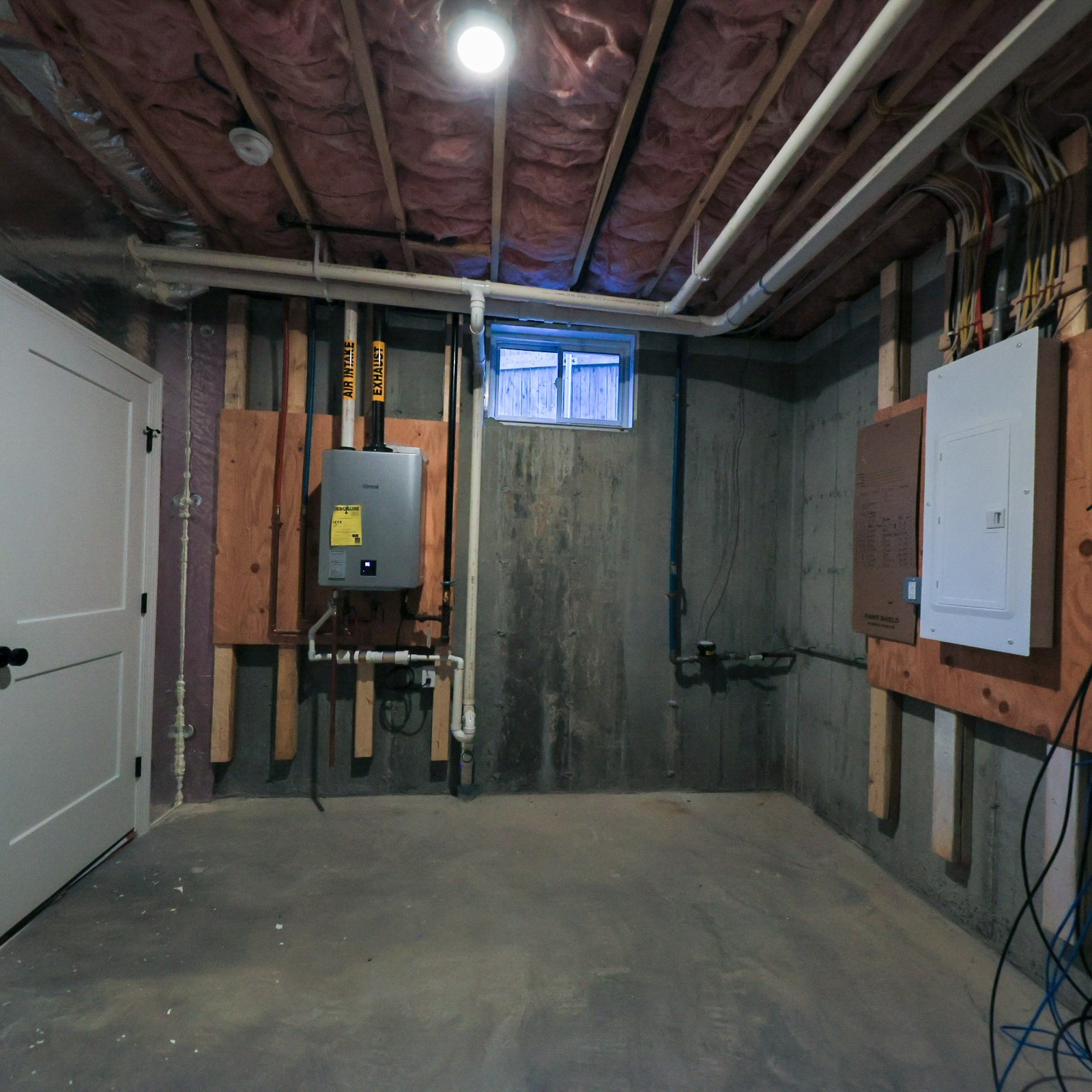 173 Westford St Property Photo 39